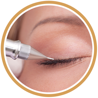 Getting Semi Permanent Eyeliner With Semi-Permanent Makeup Treatment.