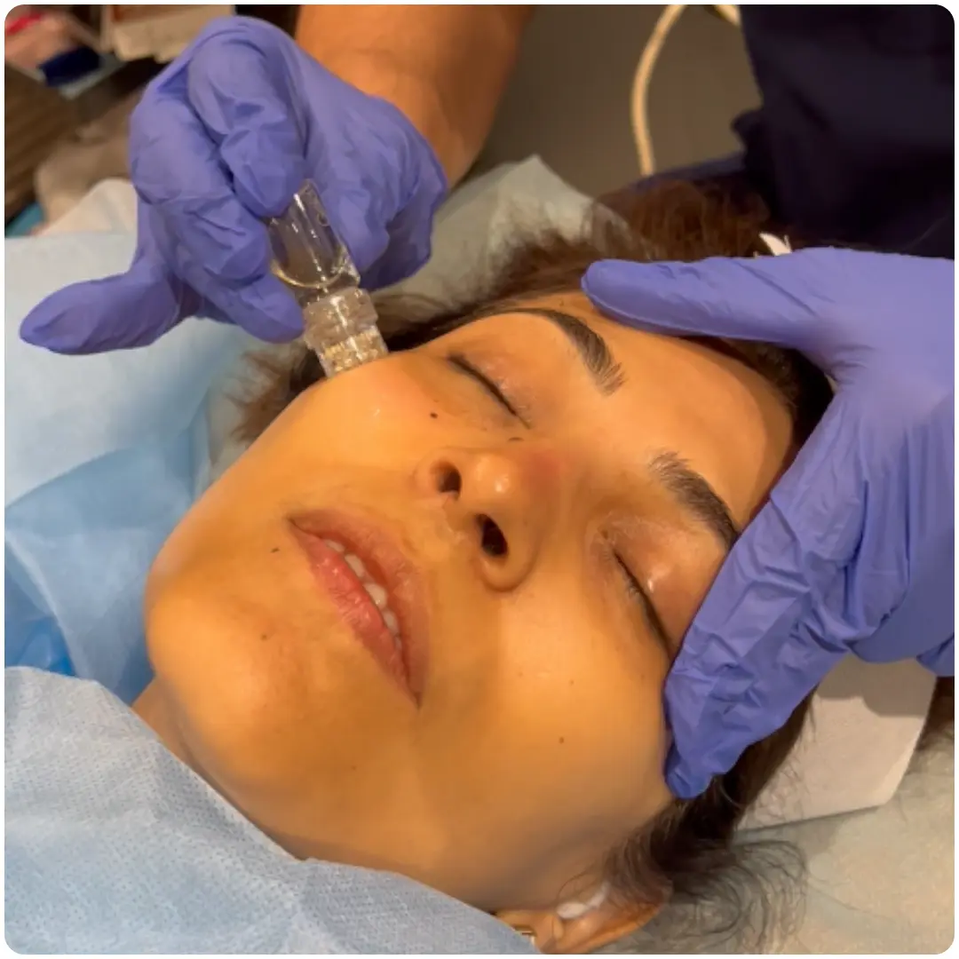 Musk Microgold Infusion Facial